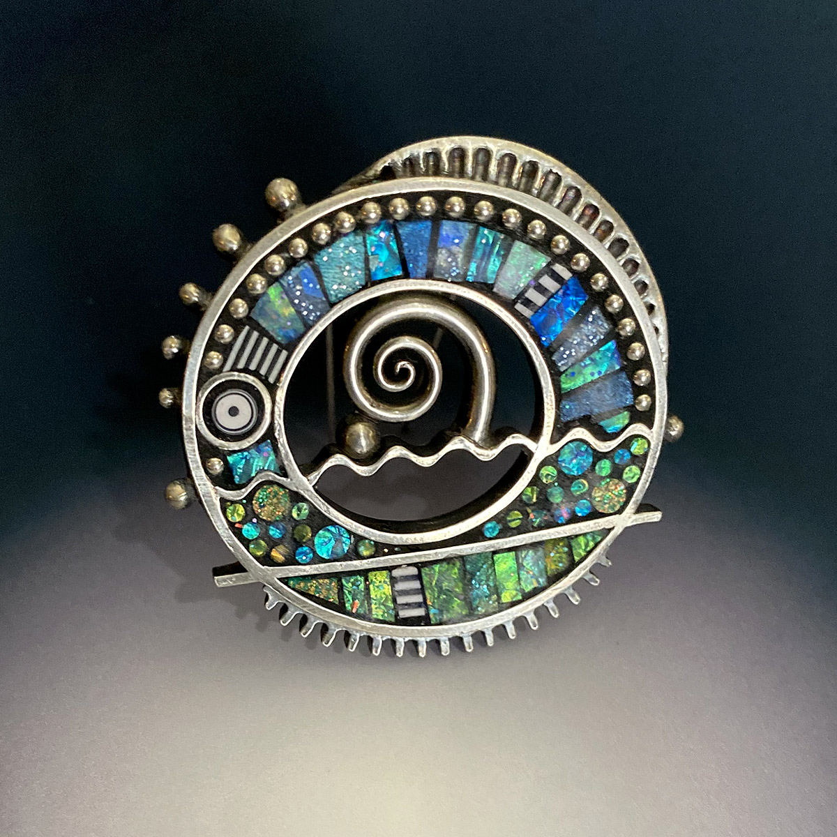 © Liz Hall image copyright protected