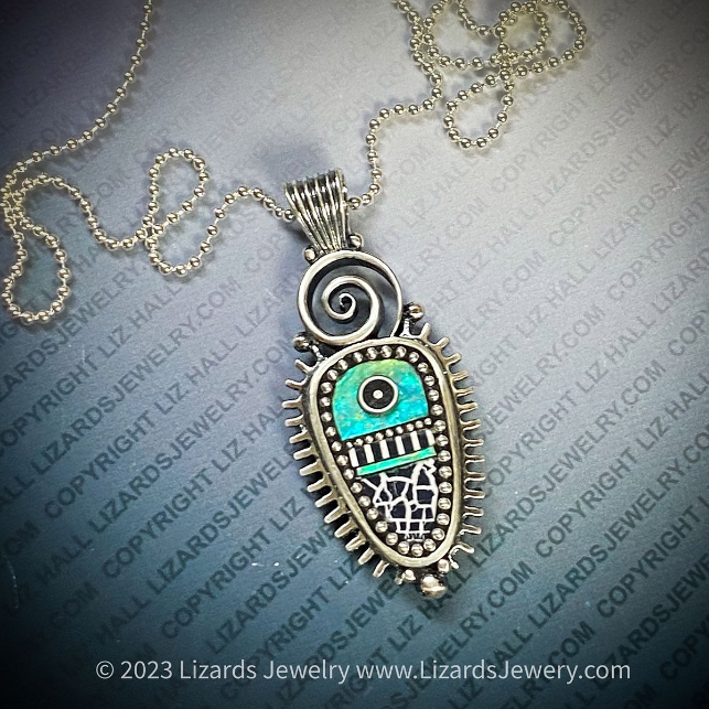 © Liz Hall image copyright protected