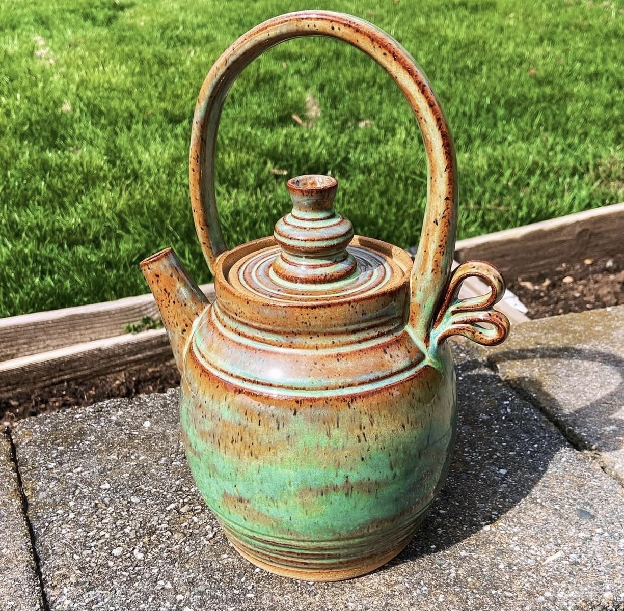 © Erin McQuary | Teapot | image copyright protected